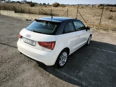 Vendo Audi A1 2010 - 9950 EUR, 236924 km - AUTO.MOTO.pt