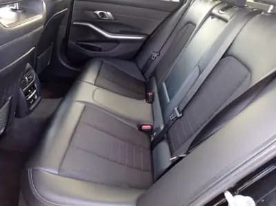 Vendo BMW 318 2020 - 26500 EUR, 166500 km - AUTO.MOTO.pt