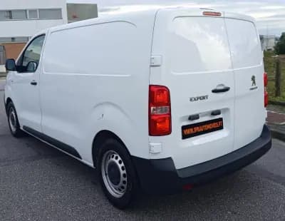 Vendo Peugeot Expert 2019 - 13990 EUR, 154840 km - AUTO.MOTO.pt