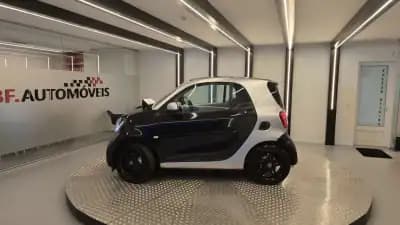 Vendo Smart Fortwo Cabrio 2014 - 8900 EUR, 145888 km - AUTO.MOTO.pt
