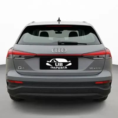 Vendo Audi Q4 e-tron 2021 - 24500 EUR, 42000 km - AUTO.MOTO.pt