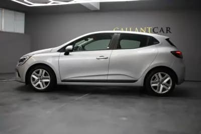 Vendo Renault Clio 2022 - 19800 EUR, 84000 km - AUTO.MOTO.pt