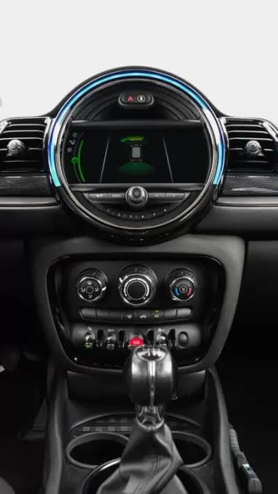 Vendo MINI Clubman 2018 - 24999 EUR, 131000 km - AUTO.MOTO.pt