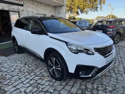 Vendo Peugeot 5008 2018 - 20500 EUR, 137000 km - AUTO.MOTO.pt