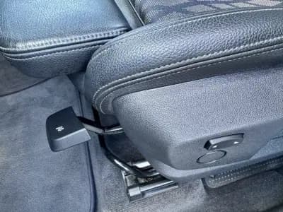 Vendo BMW X1 2019 - 23950 EUR, 113925 km - AUTO.MOTO.pt