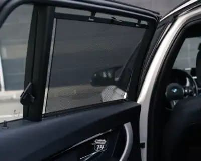 Vendo BMW 318 2016 - 23990 EUR, 113550 km - AUTO.MOTO.pt