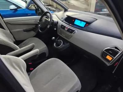 Vendo Citroën C4 Picasso 2009 - 7500 EUR, 180000 km - AUTO.MOTO.pt