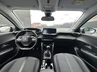 Sell Peugeot 208 2020 - 12900 EUR, 152000 km - AUTO.MOTO.pt