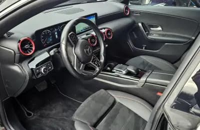 Sell Mercedes-Benz CLA 180 2021 - 28999 EUR, 100000 km - AUTO.MOTO.pt