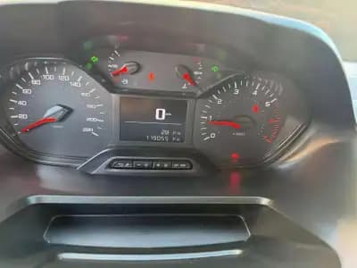 Vendo Peugeot Partner 2022 - 13900 EUR, 118623 km - AUTO.MOTO.pt