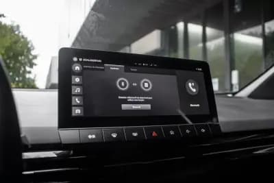 Sell MG MG4 2023 - 19450 EUR, 19778 km - AUTO.MOTO.pt