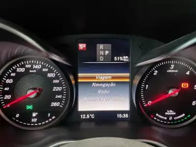 Vendo Mercedes-Benz C 300 2017 - 22999 EUR, 102000 km - AUTO.MOTO.pt