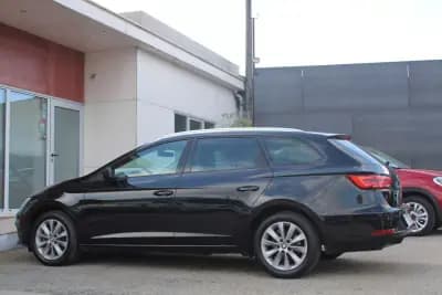 Vendo SEAT Leon ST 2018 - 12990 EUR, 200000 km - AUTO.MOTO.pt