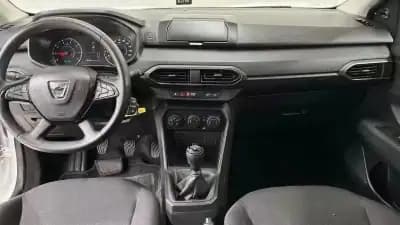 Sell Dacia Jogger 2023 - 15999 EUR, 110000 km - AUTO.MOTO.pt