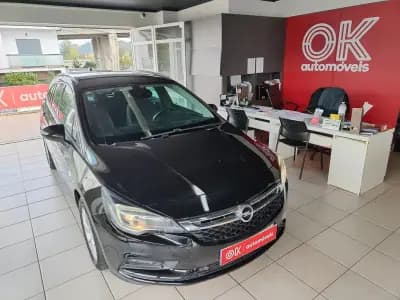 Vendo Opel Astra Sports Tourer 2016 - 8890 EUR, 174600 km - AUTO.MOTO.pt