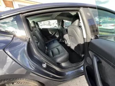 Vendo Tesla Model 3 2023 - 31950 EUR, 63000 km - AUTO.MOTO.pt