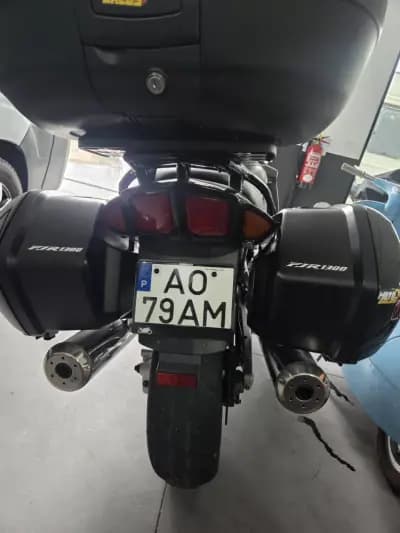 Sell Yamaha FJR 1300ES 2006 - 4500 EUR, 1 km - AUTO.MOTO.pt
