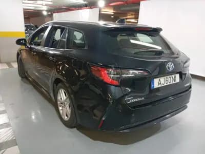Sell Toyota Corolla Touring Sports 2021 - 20900 EUR, 87182 km - AUTO.MOTO.pt