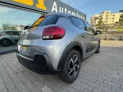Vendo Citroën C3 2023 - 16900 EUR, 43439 km - AUTO.MOTO.pt