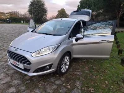 Sell Ford Fiesta 2016 - 9990 EUR, 87600 km - AUTO.MOTO.pt