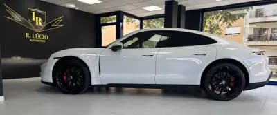 Vendo Porsche Taycan 2021 - 67000 EUR, 60000 km - AUTO.MOTO.pt