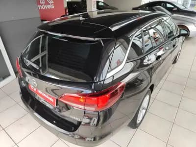 Vendo Opel Astra Sports Tourer 2016 - 8890 EUR, 174600 km - AUTO.MOTO.pt
