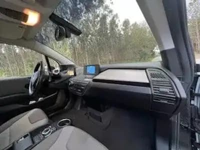 Vendo BMW i3 2020 - 18500 EUR, 91078 km - AUTO.MOTO.pt