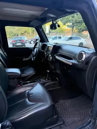 Sell Jeep Wrangler 2019 - 19900 EUR, 323000 km - AUTO.MOTO.pt