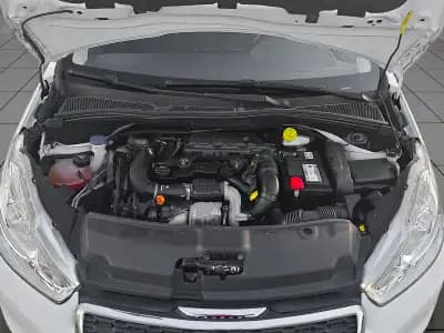 Sell Peugeot 207 1.4 HDI PACK CLIM 2015 - 7450 EUR, 164000 km - AUTO.MOTO.pt