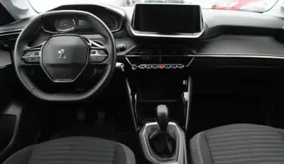 Vendo Peugeot 208 2022 - 16750 EUR, 121000 km - AUTO.MOTO.pt