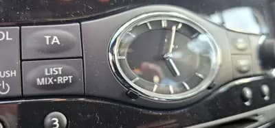 Vendo Infiniti QX70 2016 - 26990 EUR, 198900 km - AUTO.MOTO.pt