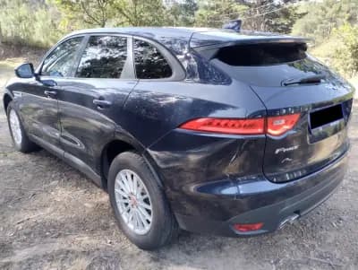 Vendo Jaguar F-Pace 2017 - 24900 EUR, 180000 km - AUTO.MOTO.pt