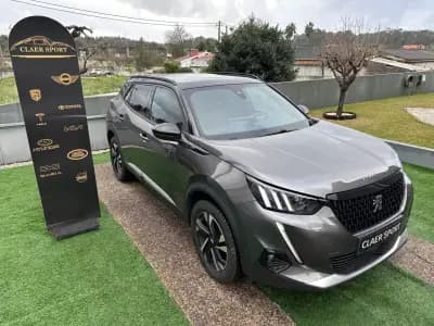 Vendo Peugeot 2008 2021 - 17900 EUR, 95000 km - AUTO.MOTO.pt