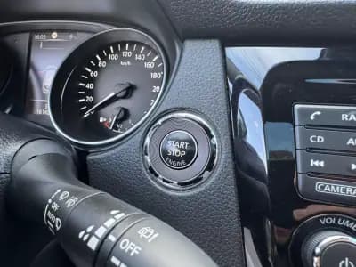 Vendo Nissan Qashqai 2018 - 18990 EUR, 161000 km - AUTO.MOTO.pt