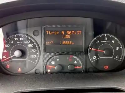 Vendo Peugeot Boxer 2017 - 12999 EUR, 100000 km - AUTO.MOTO.pt