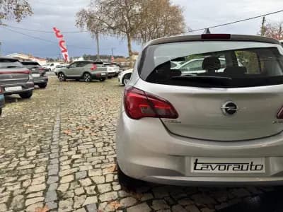 Vendo Opel Corsa 2017 - 9500 EUR, 121000 km - AUTO.MOTO.pt