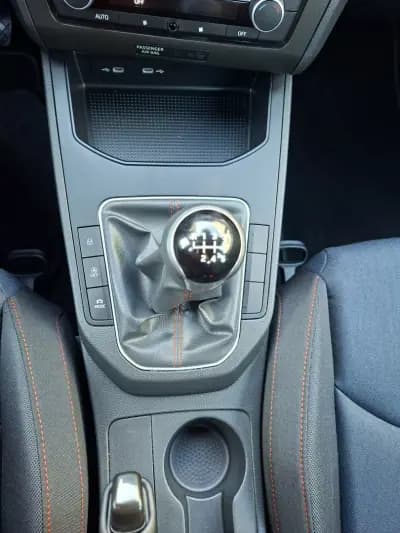 Sell SEAT Ibiza 2023 - 18250 EUR, 32700 km - AUTO.MOTO.pt