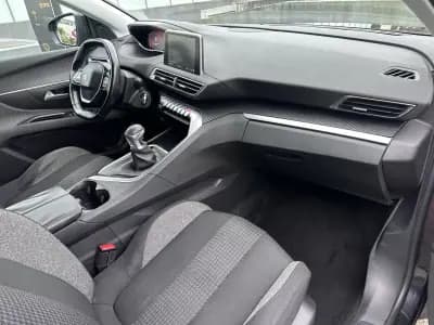 Sell Peugeot 5008 2018 - 14900 EUR, 140000 km - AUTO.MOTO.pt