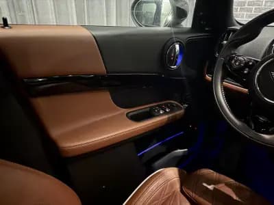 Vendo MINI Countryman 2020 - 27990 EUR, 68000 km - AUTO.MOTO.pt