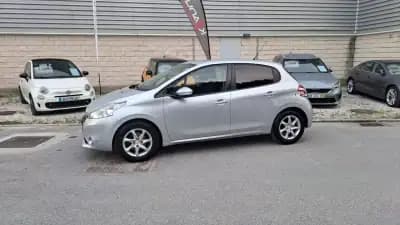 Sell Peugeot 208 2013 - 7980 EUR, 164784 km - AUTO.MOTO.pt