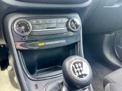 Vendo Ford Puma 2022 - 18780 EUR, 99700 km - AUTO.MOTO.pt