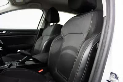 Sell Renault Mégane Sport Tourer 2019 - 10780 EUR, 224000 km - AUTO.MOTO.pt