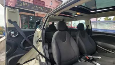 Sell MINI Clubman 2013 - 10490 EUR, 188000 km - AUTO.MOTO.pt