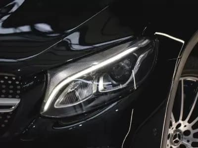 Sell Mercedes-Benz GLC 250 2017 - 34990 EUR, 200000 km - AUTO.MOTO.pt