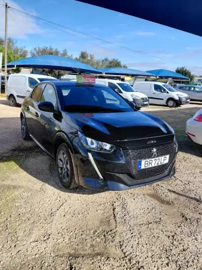Sell Peugeot e-208 2022 - 20980 EUR, 19000 km - AUTO.MOTO.pt