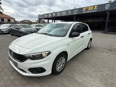 Vendo Fiat Tipo 2020 - 15500 EUR, 33000 km - AUTO.MOTO.pt