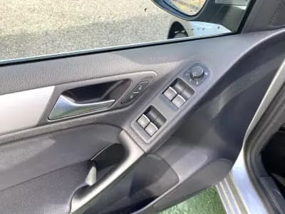 Vendo Volkswagen Golf Cabriolet 2012 - 12950 EUR, 155108 km - AUTO.MOTO.pt