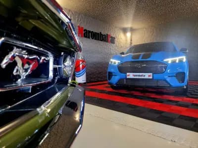 Vendo Ford Mustang Mach-E 2022 - 59990 EUR, 49187 km - AUTO.MOTO.pt