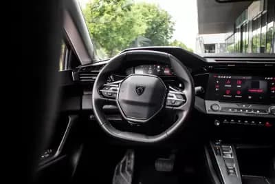 Vendo Peugeot 308 SW 2023 - 21460 EUR, 127430 km - AUTO.MOTO.pt