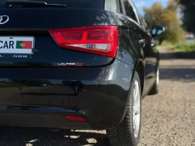 Sell Audi A1 Sportback 2014 - 11500 EUR, 152000 km - AUTO.MOTO.pt